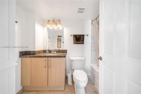 Снять в аренду кондоминиум в Майами-Бич, Флорида 1 спальня, 73.39м2, № 1963262 - фото 11