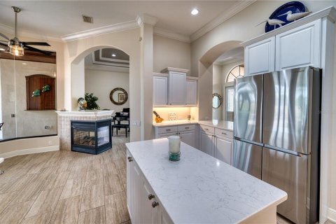 Villa ou maison à vendre à Lakewood Ranch, Floride: 5 chambres, 389.54 m2 № 1676972 - photo 22