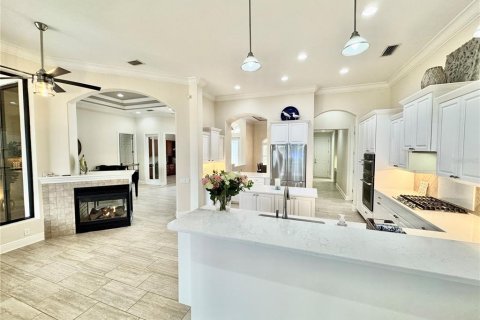 Villa ou maison à vendre à Lakewood Ranch, Floride: 5 chambres, 389.54 m2 № 1676972 - photo 23