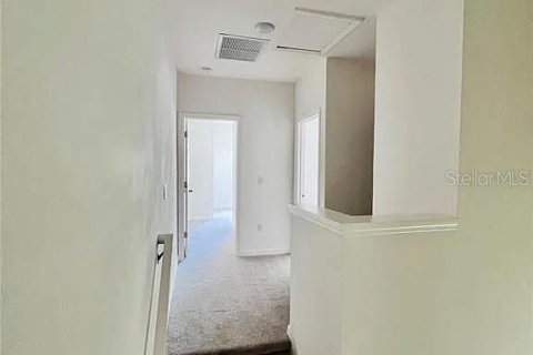 Townhouse in Wesley Chapel, Florida 3 bedrooms, 153.29 sq.m. № 2393550 - photo 13