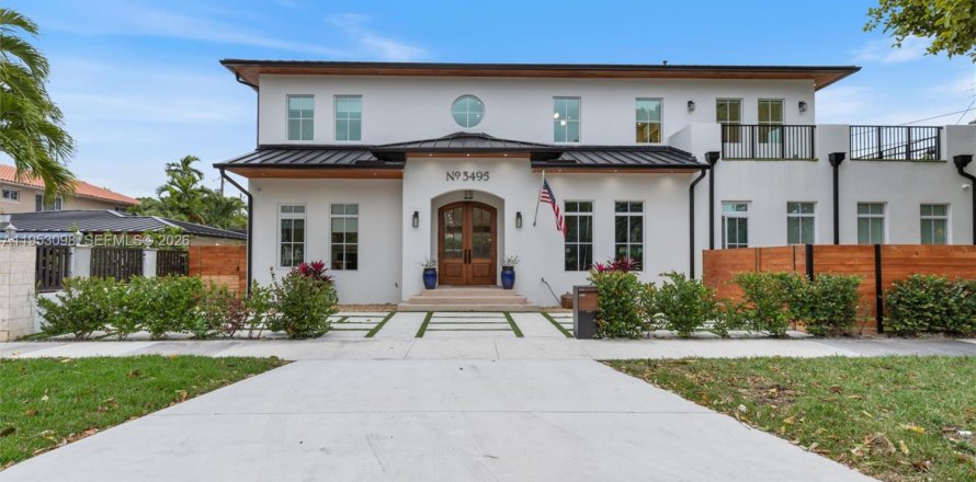 Villa ou maison à Miami, Floride 6 chambres, 343.74 m2 № 2008627