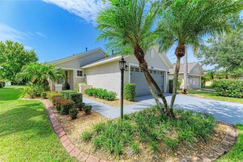 Casa en venta en Lakewood Ranch, Florida, 3 dormitorios, 118.45 m2 № 2195960 - foto 3