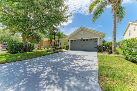 Casa en venta en Lakewood Ranch, Florida, 3 dormitorios, 118.45 m2 № 2195960 - foto 2