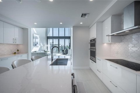 Condominio en alquiler en Saint Petersburg, Florida, 2 dormitorios, 178.28 m2 № 1745344 - foto 21
