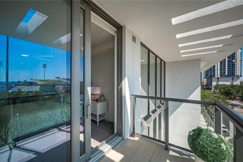 Condominio en alquiler en Saint Petersburg, Florida, 2 dormitorios, 178.28 m2 № 1745344 - foto 10