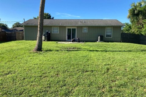 Casa en venta en Palm Bay, Florida, 3 dormitorios, 88.72 m2 № 2144951 - foto 8