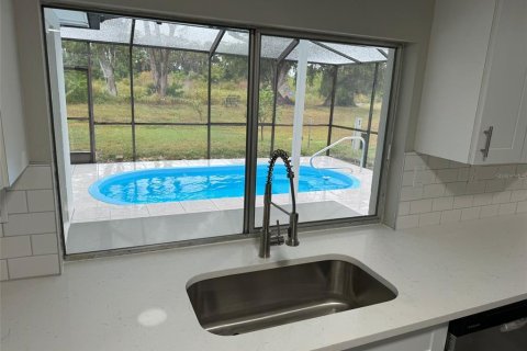 House in Holiday, Florida 3 bedrooms, 123.19 sq.m. № 1508264 - photo 12
