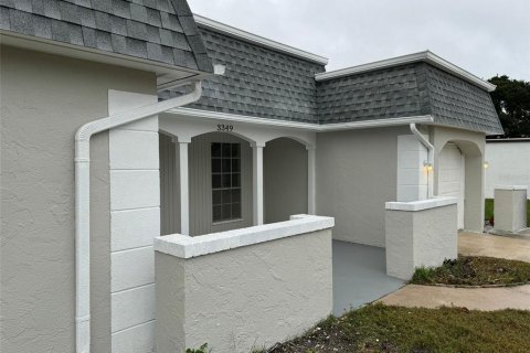House in Holiday, Florida 3 bedrooms, 123.19 sq.m. № 1508264 - photo 3