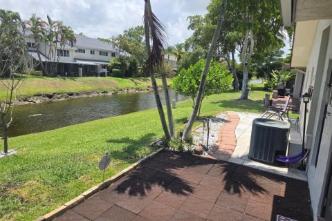 Casa en venta en Deerfield Beach, Florida, 2 dormitorios, 124.49 m2 № 2243308 - foto 7