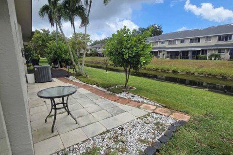 Casa en venta en Deerfield Beach, Florida, 2 dormitorios, 124.49 m2 № 2243308 - foto 25