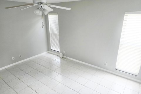 Casa en venta en Deerfield Beach, Florida, 2 dormitorios, 124.49 m2 № 2243308 - foto 17
