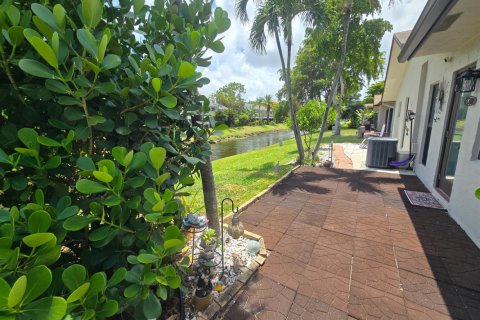 Casa en venta en Deerfield Beach, Florida, 2 dormitorios, 124.49 m2 № 2243308 - foto 6