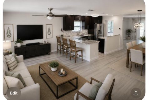 House in Deerfield Beach, Florida 2 bedrooms, 124.49 sq.m. № 2243308