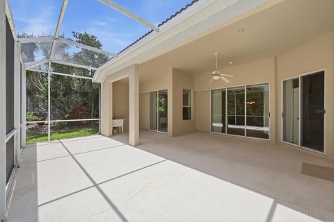House in Lakewood Ranch, Florida 2 bedrooms, 157.75 sq.m. № 2167189 - photo 29