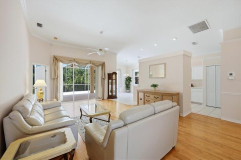 House in Lakewood Ranch, Florida 2 bedrooms, 157.75 sq.m. № 2167189 - photo 15