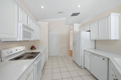 House in Lakewood Ranch, Florida 2 bedrooms, 157.75 sq.m. № 2167189 - photo 18