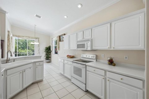 House in Lakewood Ranch, Florida 2 bedrooms, 157.75 sq.m. № 2167189 - photo 16
