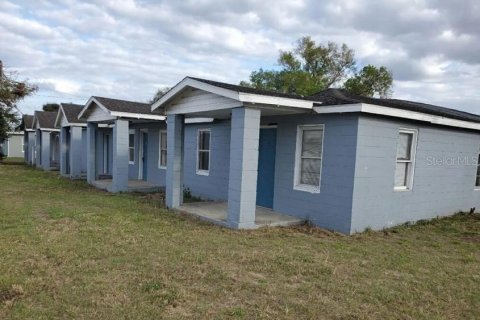 Apartamento en alquiler en Lake Wales, Florida, 2 dormitorios, 55.74 m2 № 1750174 - foto 2