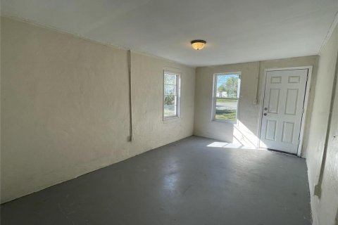 Apartamento en alquiler en Lake Wales, Florida, 2 dormitorios, 55.74 m2 № 1750174 - foto 5