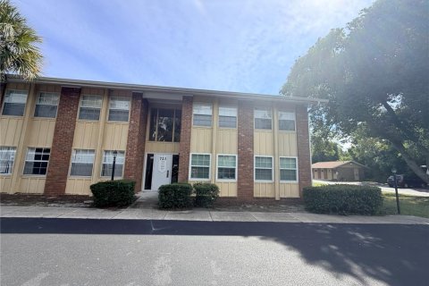 Condo in Leesburg, Florida, 2 bedrooms № 2394364