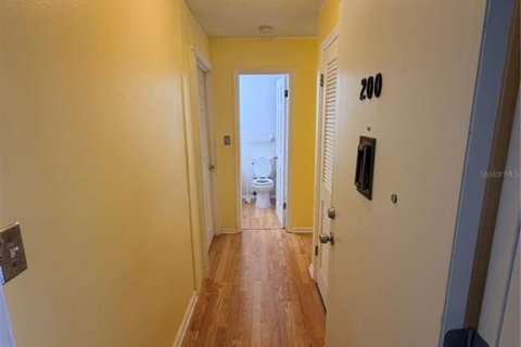 Condo in Leesburg, Florida, 2 bedrooms  № 2394364 - photo 13
