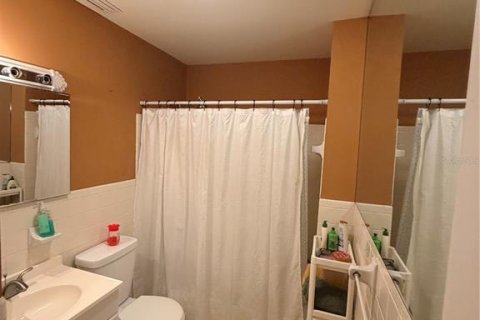 Condo in Leesburg, Florida, 2 bedrooms  № 2394364 - photo 20