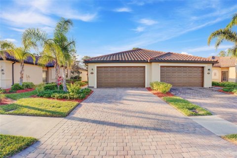 House in Venice, Florida 2 bedrooms, 145.67 sq.m. № 1590962 - photo 3
