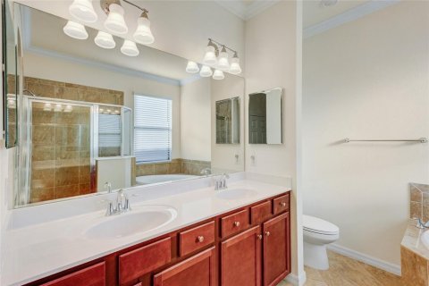 House in Venice, Florida 2 bedrooms, 145.67 sq.m. № 1590962 - photo 22