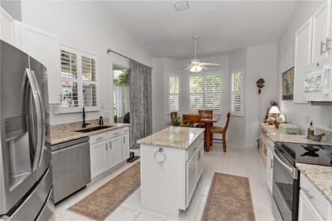 House in DeBary, Florida 3 bedrooms, 197.79 sq.m. № 1802042 - photo 11