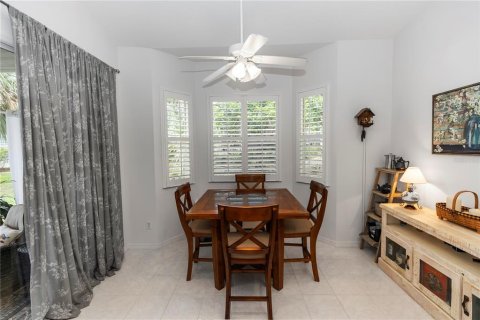 House in DeBary, Florida 3 bedrooms, 197.79 sq.m. № 1802042 - photo 13