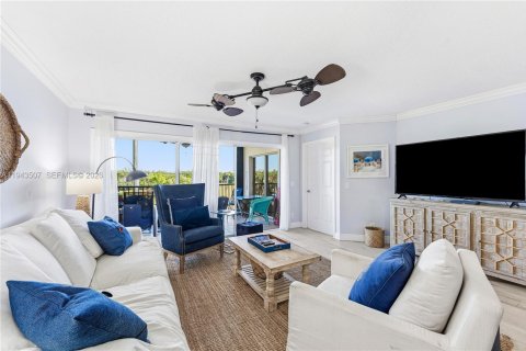 Condo in Jupiter, Florida, 2 bedrooms  № 2000328 - photo 10