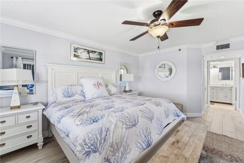 Condo in Jupiter, Florida, 2 bedrooms  № 2000328 - photo 15