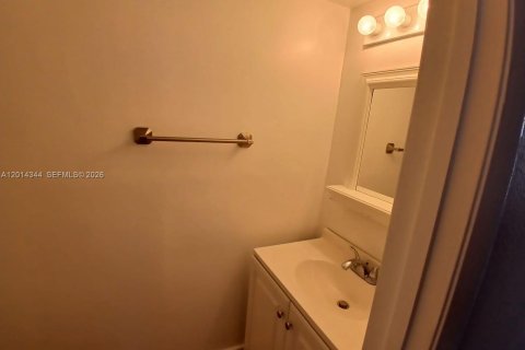 Touwnhouse à louer à Palmetto Bay, Floride: 2 chambres, 94.57 m2 № 2076428 - photo 14