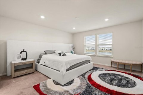 House in Kissimmee, Florida 5 bedrooms, 240.62 sq.m. № 2166612 - photo 25