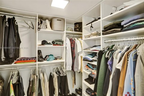 Снять в аренду кондоминиум в Майами-Бич, Флорида 2 спальни, 153.2м2, № 2047850 - фото 20