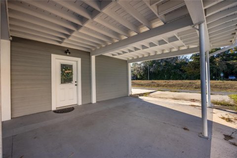 Immobilier commercial à louer à High Springs, Floride № 2125435 - photo 21