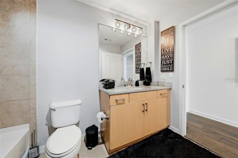 Condo in Tampa, Florida, 1 bedroom  № 2223233 - photo 16