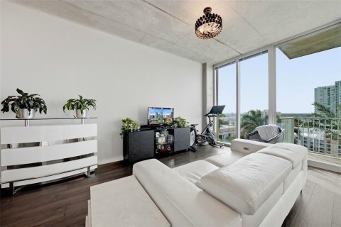 Condo in Tampa, Florida, 1 bedroom  № 2223233 - photo 3