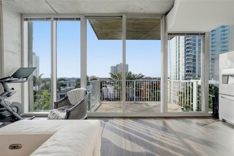 Condo in Tampa, Florida, 1 bedroom  № 2223233 - photo 6