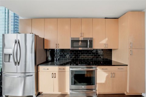 Condo in Tampa, Florida, 1 bedroom  № 2223233 - photo 10