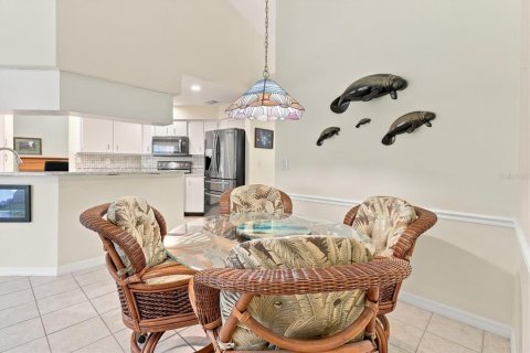 Villa ou maison à vendre à Homosassa, Floride: 3 chambres, 173.63 m2 № 2294942 - photo 20