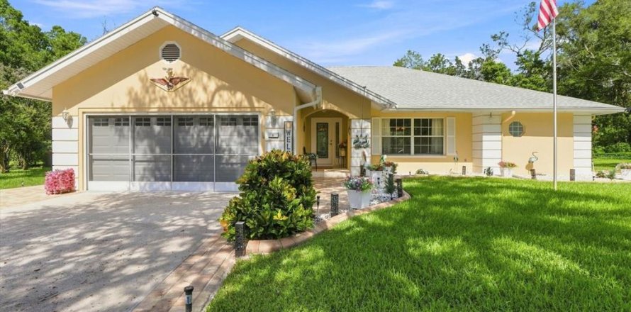 Villa ou maison à Homosassa, Floride 3 chambres, 173.63 m2 № 2294942
