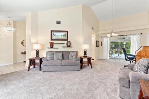 Villa ou maison à vendre à Homosassa, Floride: 3 chambres, 173.63 m2 № 2294942 - photo 8