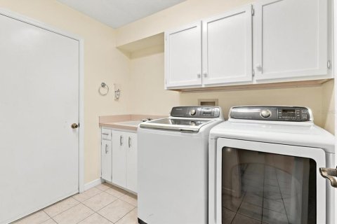 Villa ou maison à vendre à Homosassa, Floride: 3 chambres, 173.63 m2 № 2294942 - photo 29
