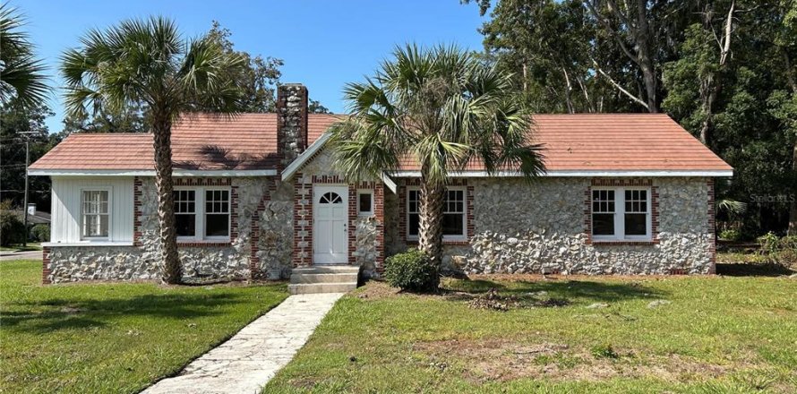 Propiedad comercial en Gainesville, Florida 159.33 m2 № 1812823