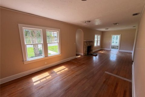 Commercial property in Gainesville, Florida 159.33 sq.m. № 1812823 - photo 12