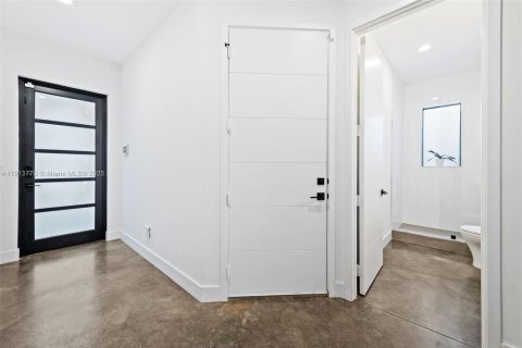 Townhouse in Fort Lauderdale, Florida 3 bedrooms, 177.07 sq.m. № 1968480 - photo 8