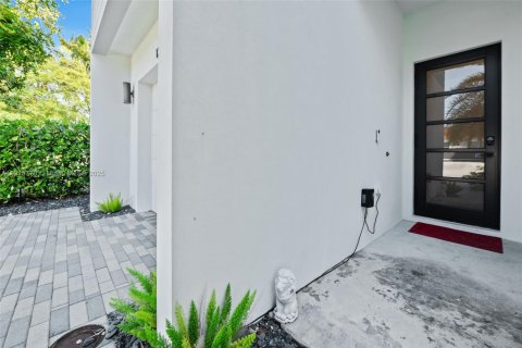 Townhouse in Fort Lauderdale, Florida 3 bedrooms, 177.07 sq.m. № 1968480 - photo 6