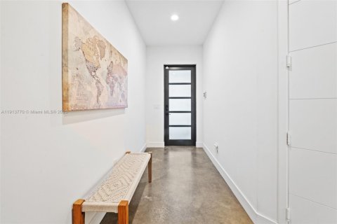 Townhouse in Fort Lauderdale, Florida 3 bedrooms, 177.07 sq.m. № 1968480 - photo 7