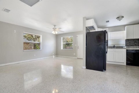Apartamento en alquiler en Clearwater, Florida, 1 dormitorio, 60.39 m2 № 1618357 - foto 15